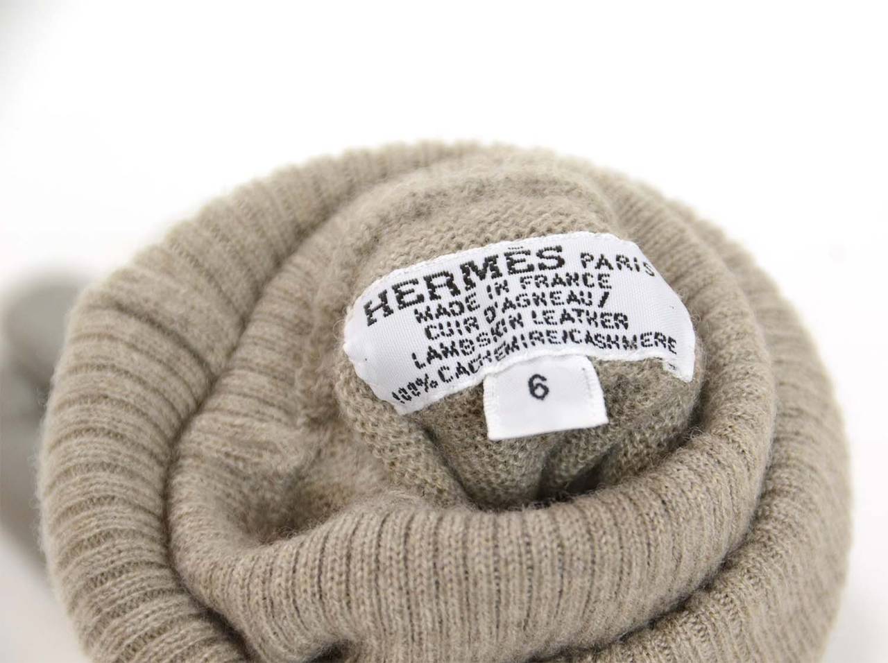 HERMES Grey Leather Gloves w/ Beige Cashmere Cuffs & H Zipper sz 6 2
