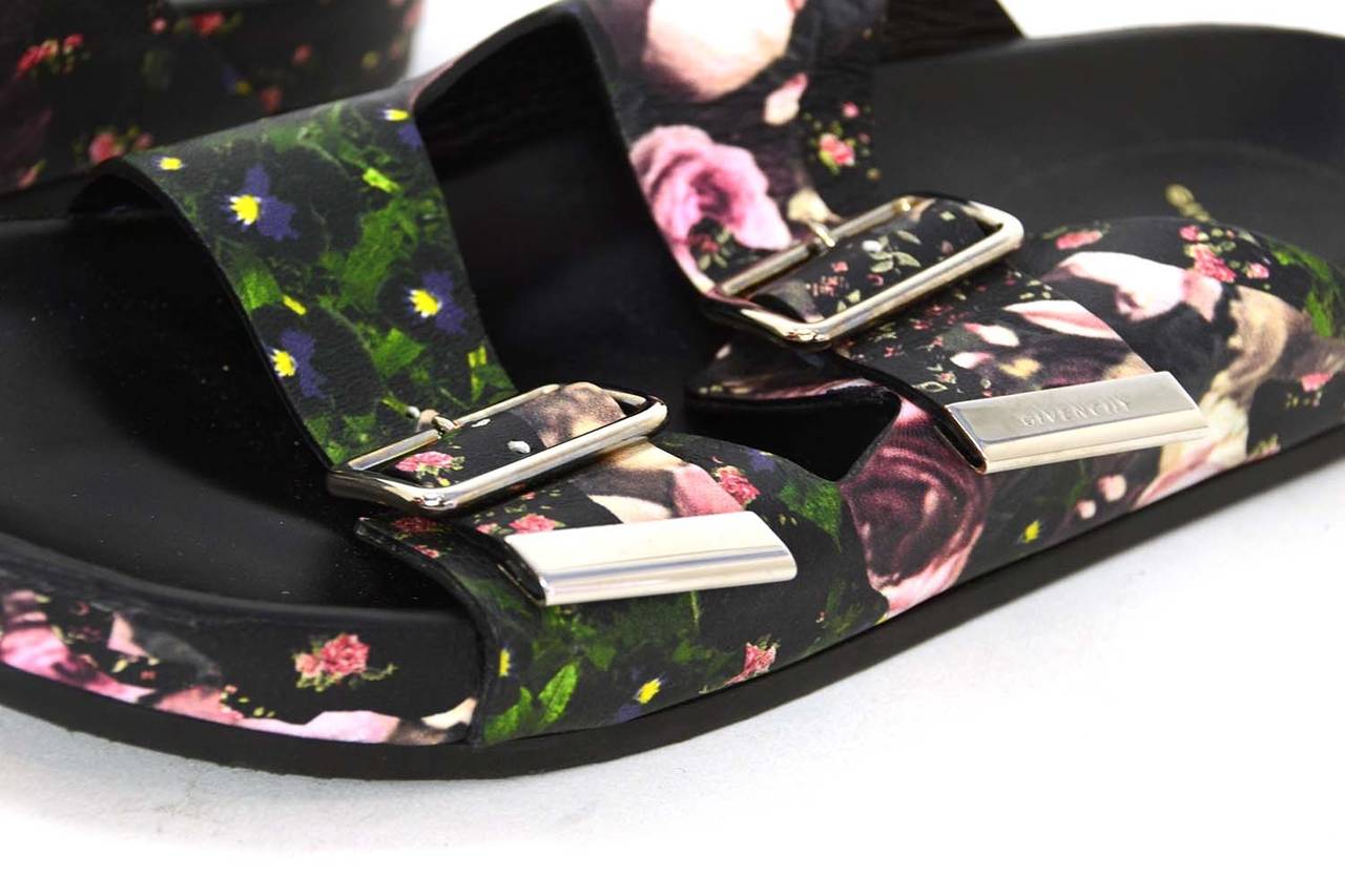 GIVENCHY Camouflage Rose Birkenstocks Sz. 9 In Excellent Condition In New York, NY