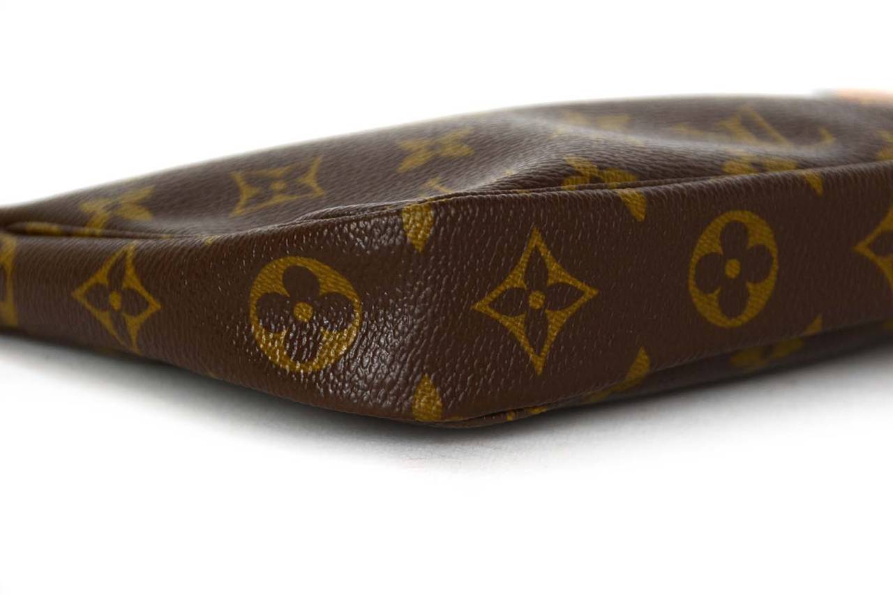 LOUIS VUITTON Monogram Limited Edition Murikami Panda Pochette 1