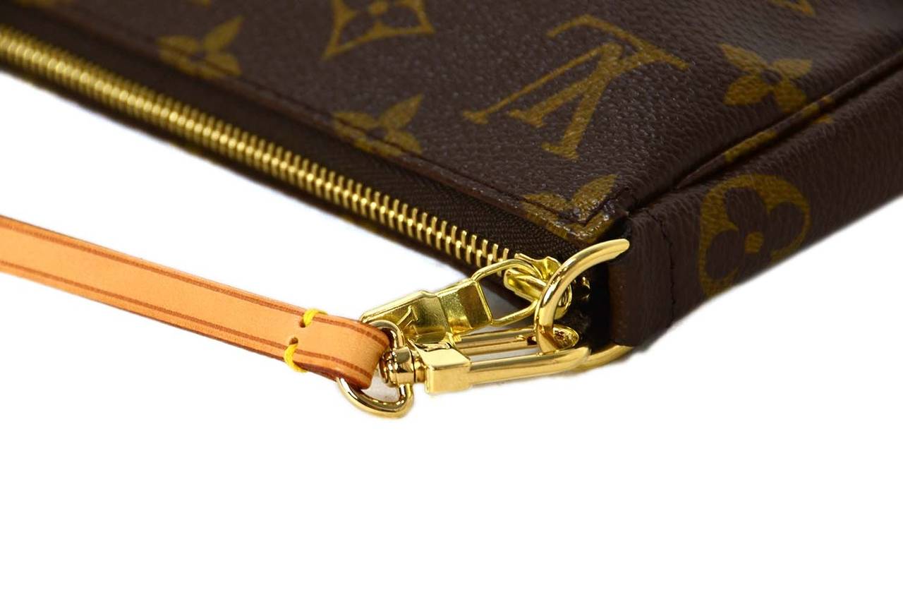 LOUIS VUITTON Monogram Limited Edition Murikami Panda Pochette 2
