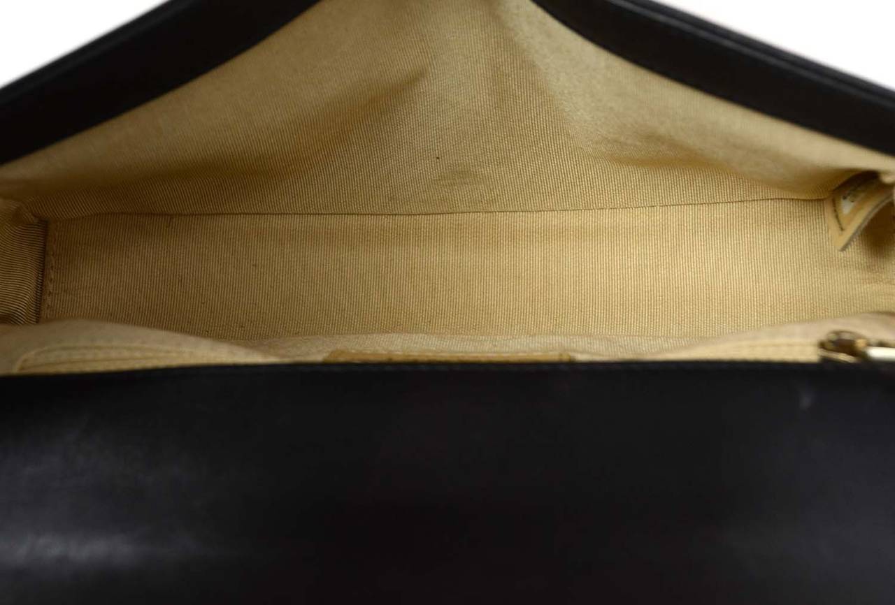 Chanel Black Smooth Leather Medium BOY Bag with Brushed Goldtone Filagre Detail 2