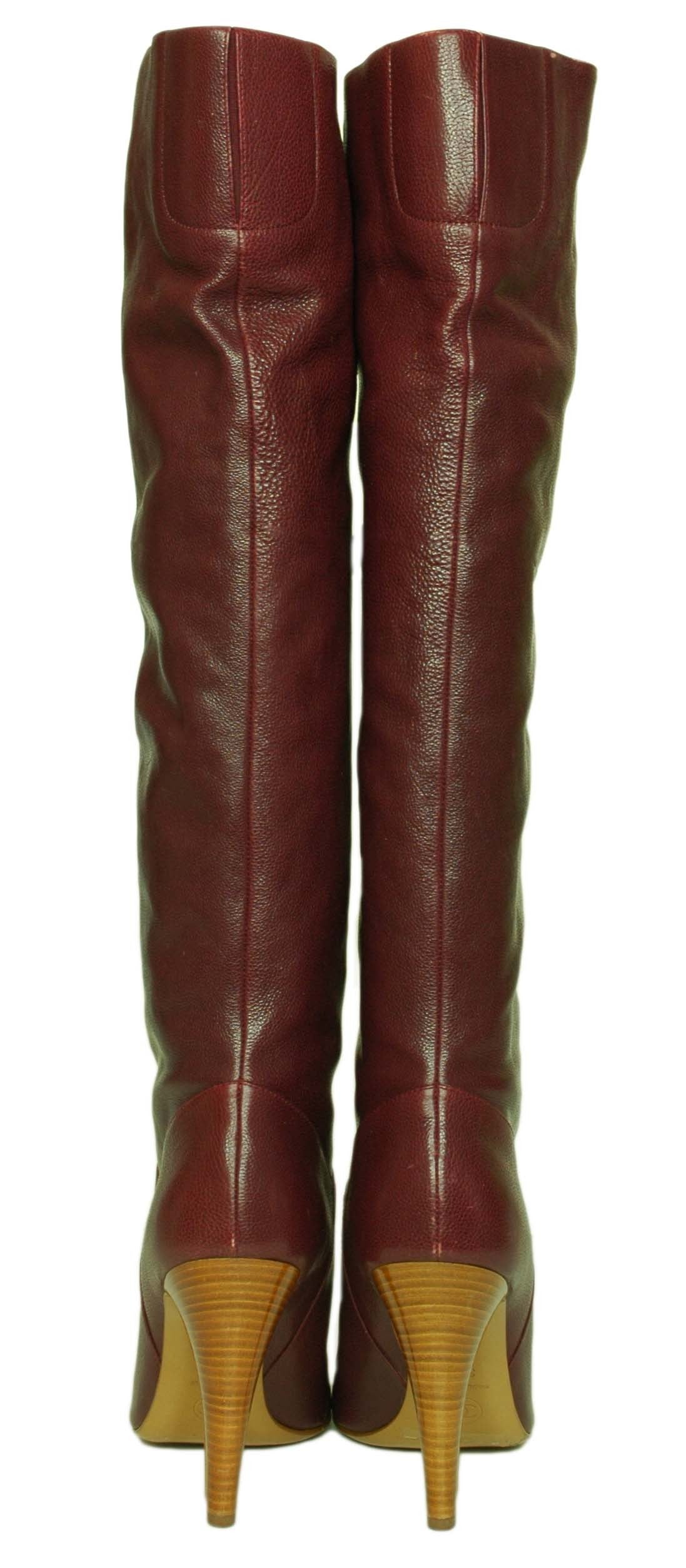 CHANEL Burgundy Caviar Leather Tall Boots sz 39.5 In Good Condition In New York, NY