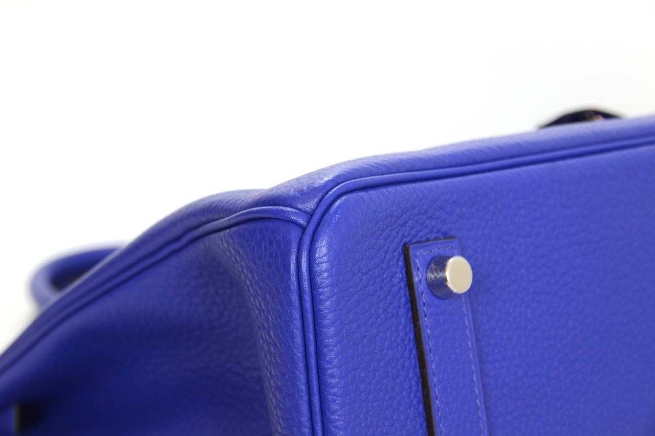 HERMES NIB 2014 Blue Electric Togo Leather 35cm Birkin Bag PHW In New Condition In New York, NY
