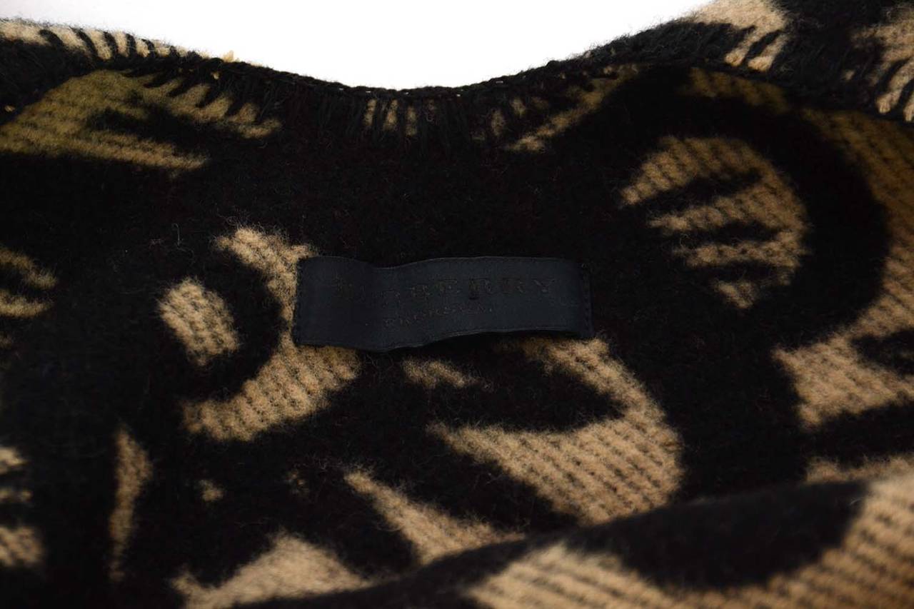 Women's or Men's BURBERRY PRORSUM NWT Thisle Motif Wool Blanket Poncho Cape