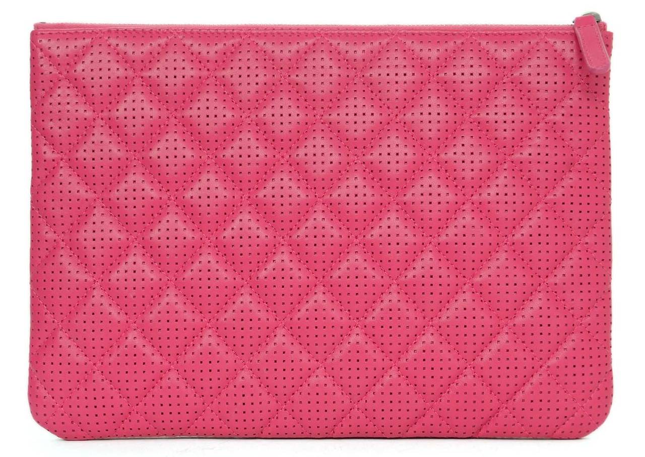 chanel pink clutch bag