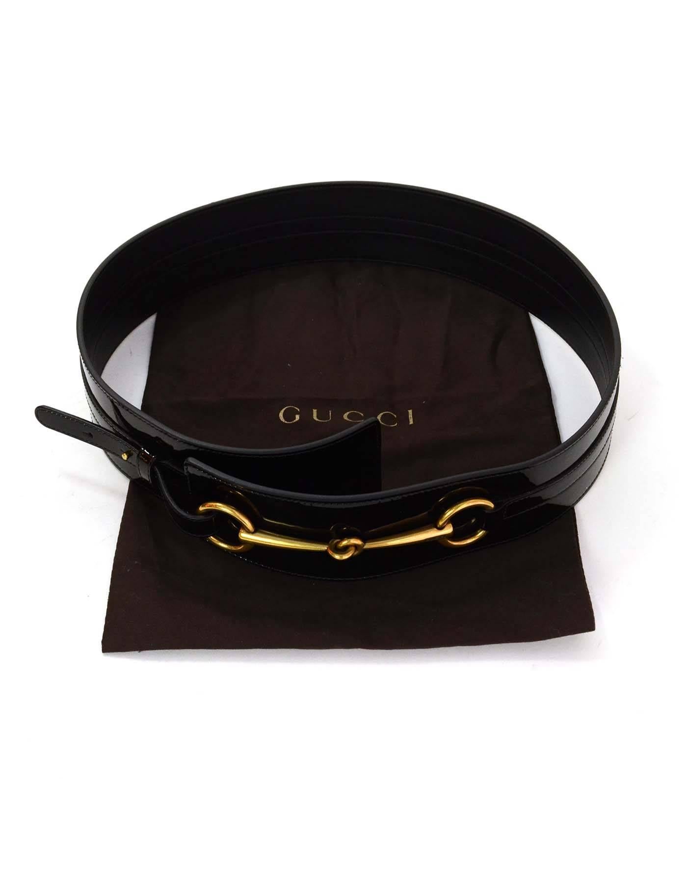 Gucci Black Patent Leather Horsebit Belt sz 95 GHW  In Excellent Condition In New York, NY