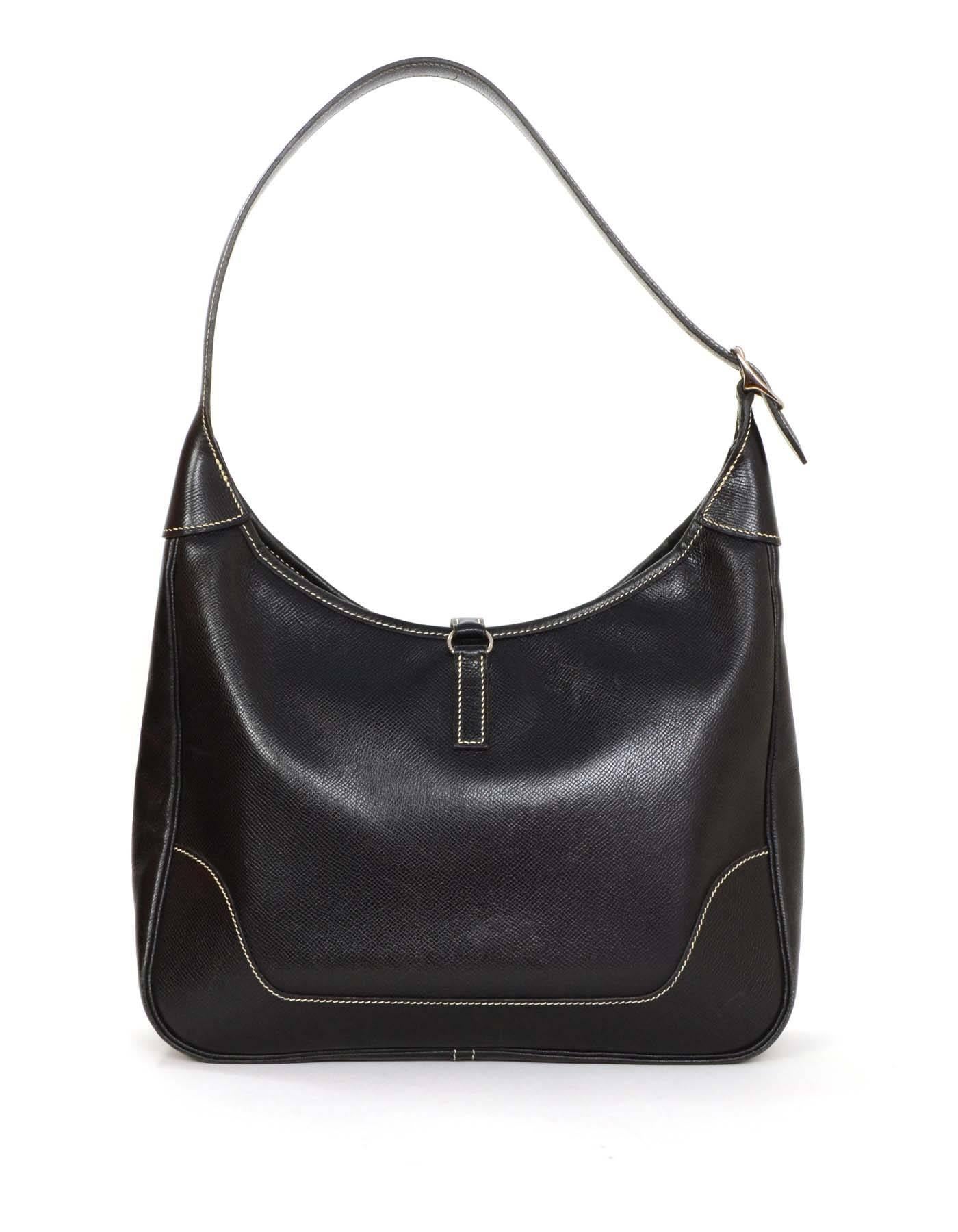 Hermes Black Epsom Leather 31cm Trim Shoulder Bag PHW In Excellent Condition In New York, NY