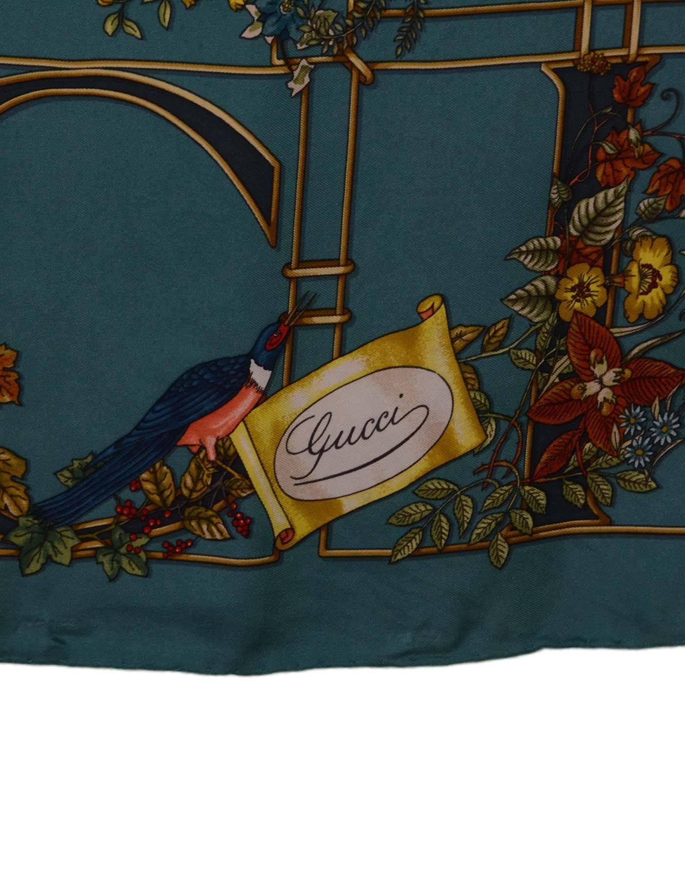Gucci Turquoise Ivy & Floral Print 90cm Silk Scarf In Excellent Condition In New York, NY