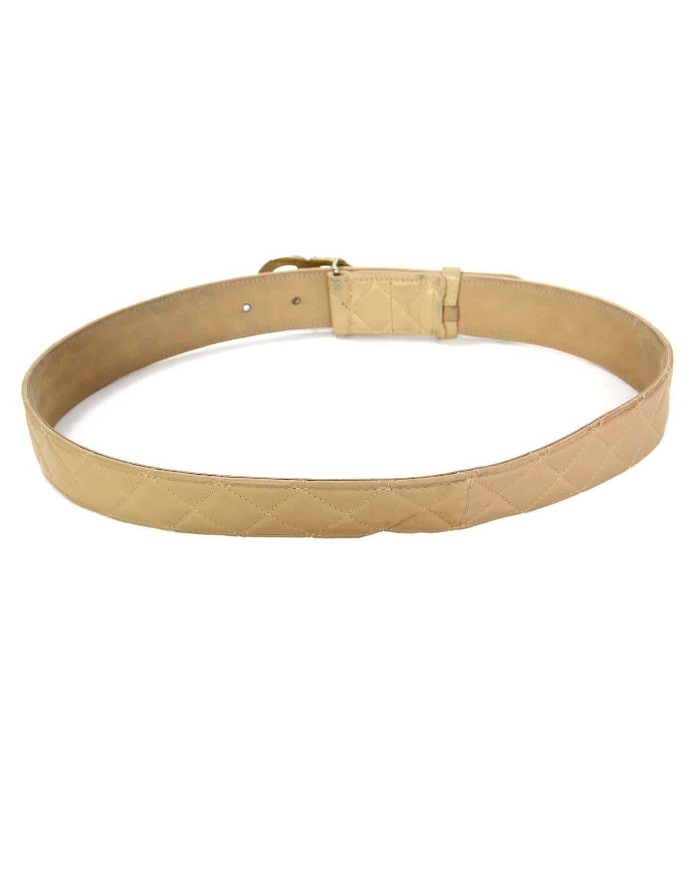 Chanel Beige gesteppter CC Gürtel aus Lammfell Gr. 90/36 SHW Damen