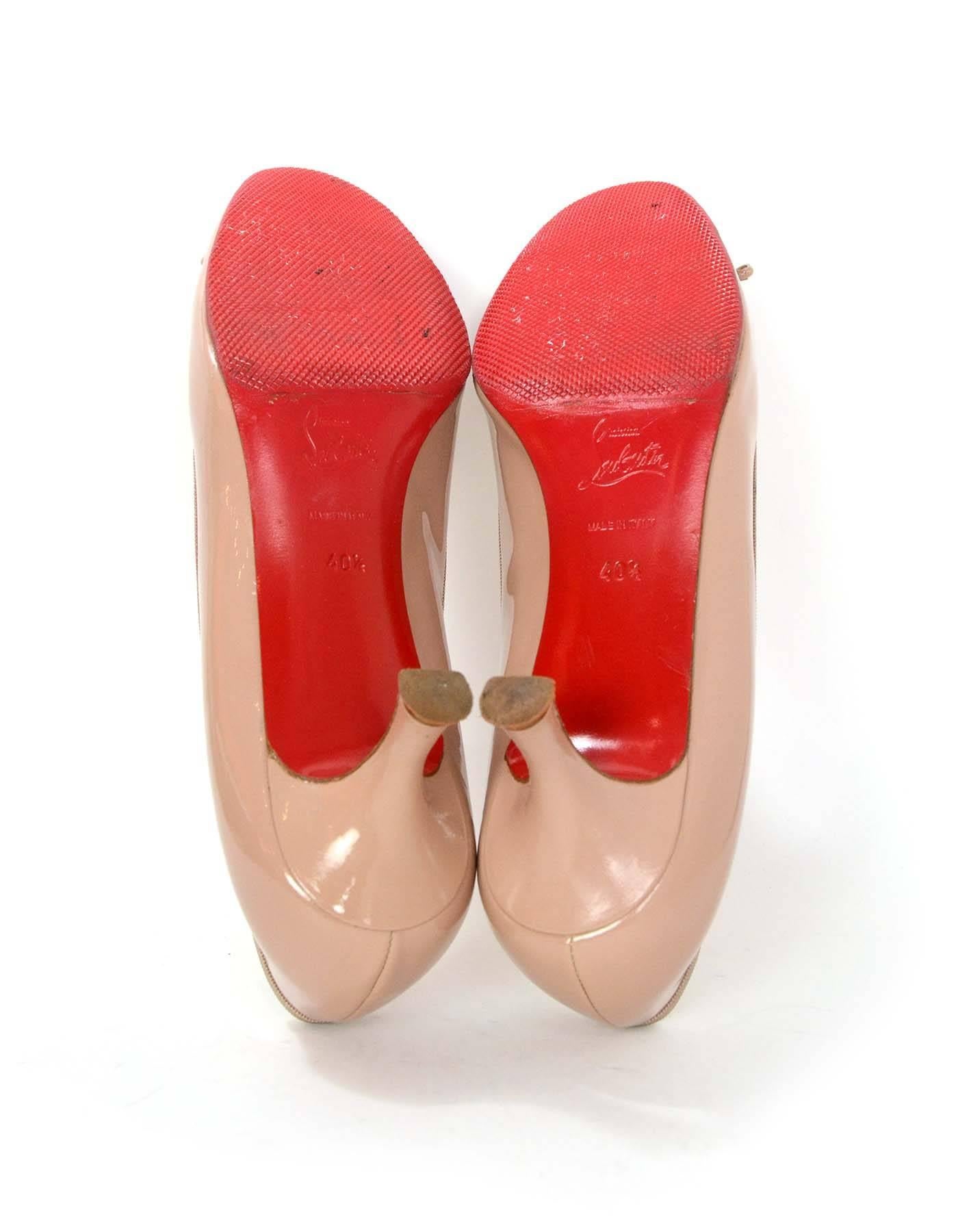 Christian Louboutin Nude Patent Kitten Heel Pumps sz 40.5 In Excellent Condition In New York, NY