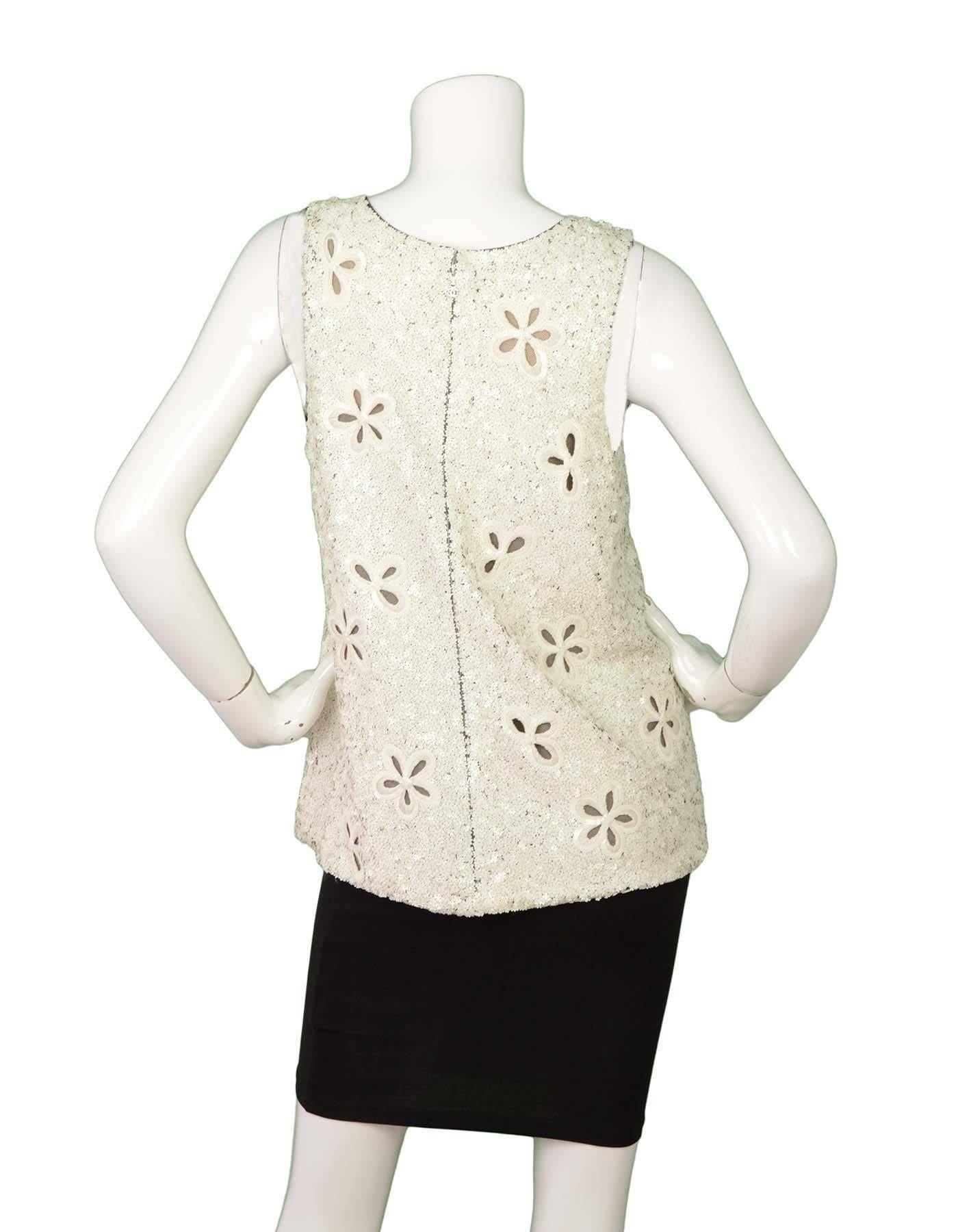 Chanel Ivory Cut out Floral Sequin Sleeveless Top sz 44 rt. $3, 000+ In Excellent Condition In New York, NY