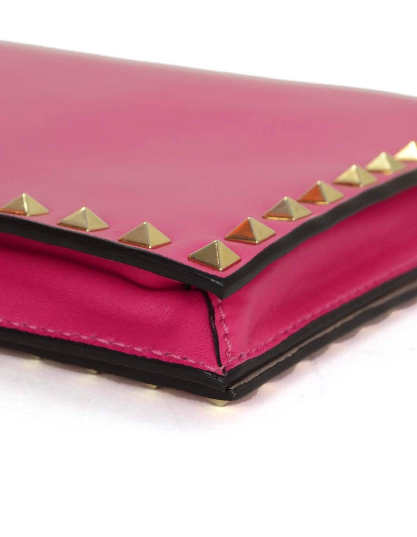 Valentino Hot Pink Leather Rockstud Flap Wristlet Clutch Bag SHW rt. $1, 695 In Excellent Condition In New York, NY