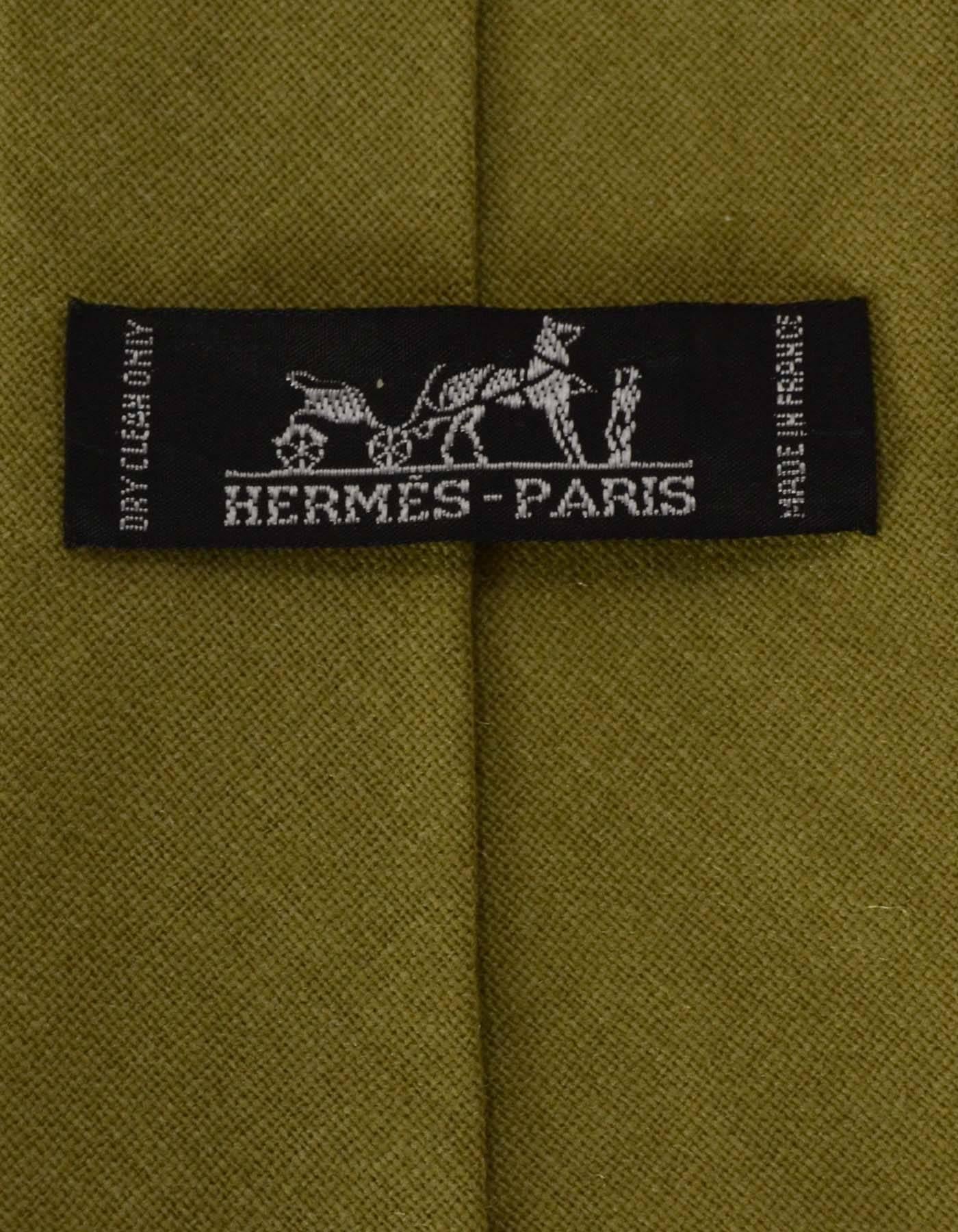 Hermes Khaki Green Cashmere Tie In Excellent Condition In New York, NY