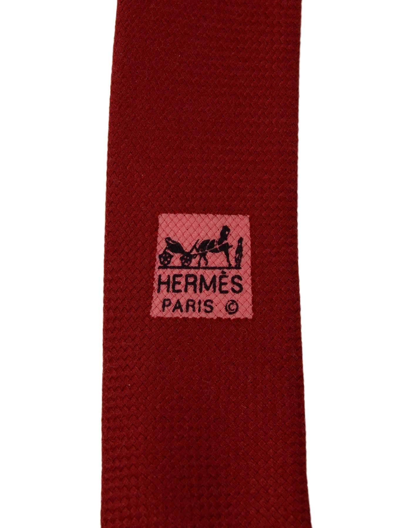 Hermes Red Woven Silk Tie In Excellent Condition In New York, NY