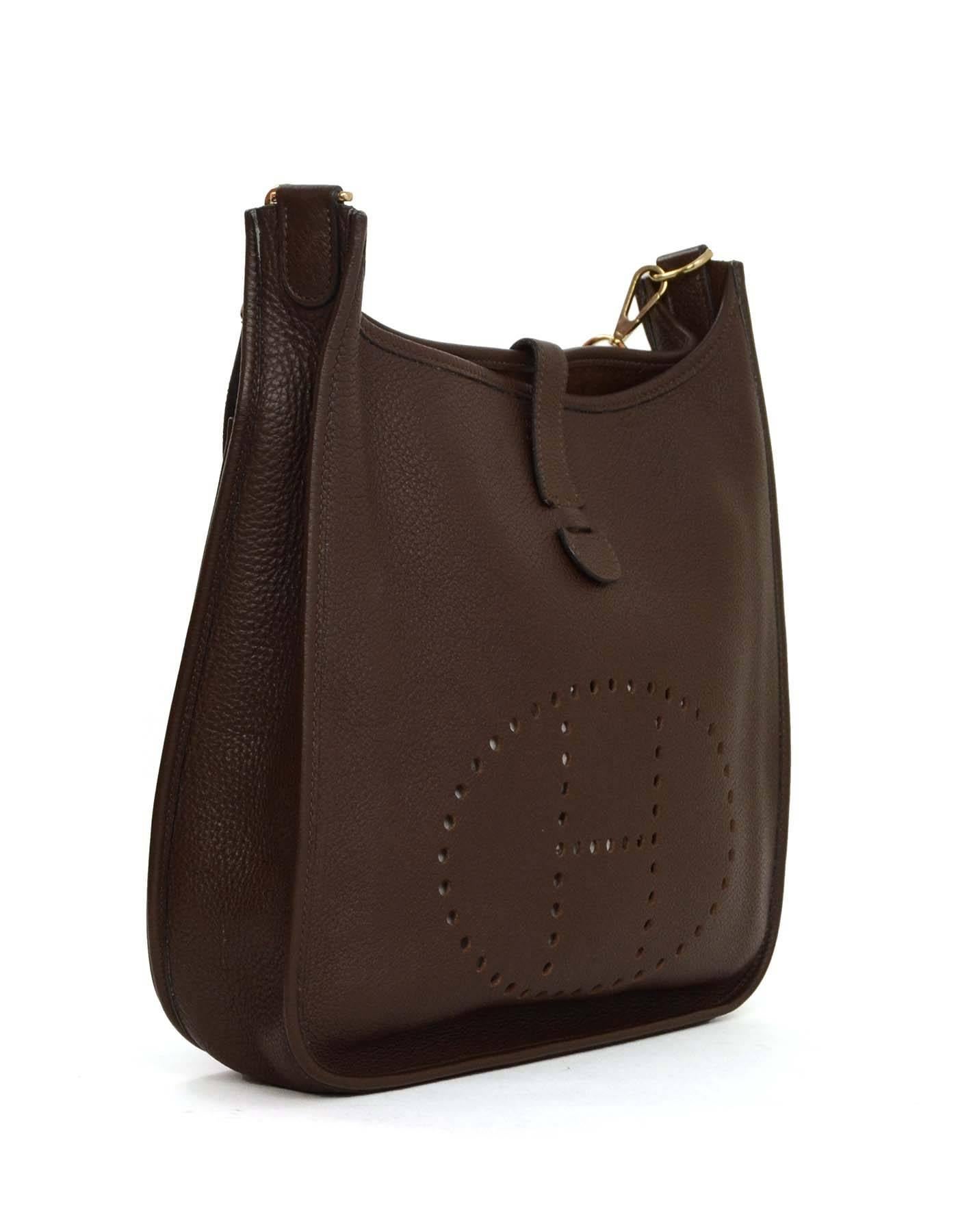 Hermes Cafe Brown Clemence Evelyne II Crossbody Bag
Features perforated H on front panel of bag
Made In: France
Year of Production: 2007
Color: Cafe brown
Hardware: Goldtone
Materials: Clemence leather
Lining: Cafe brown