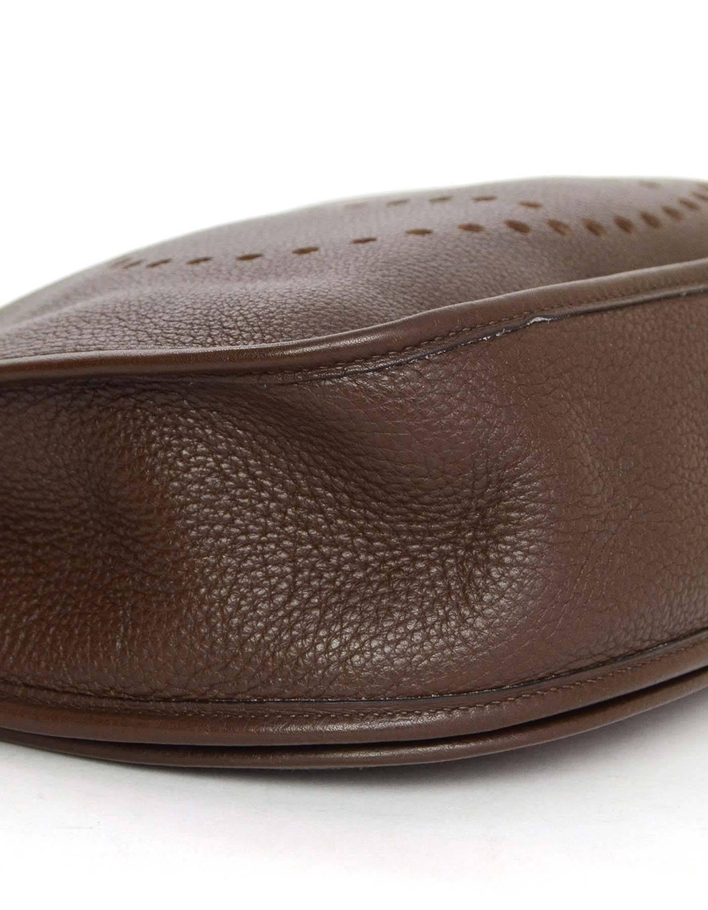 Hermes Cafe Brown Clemence Evelyne II Crossbody Bag GHW In Excellent Condition In New York, NY