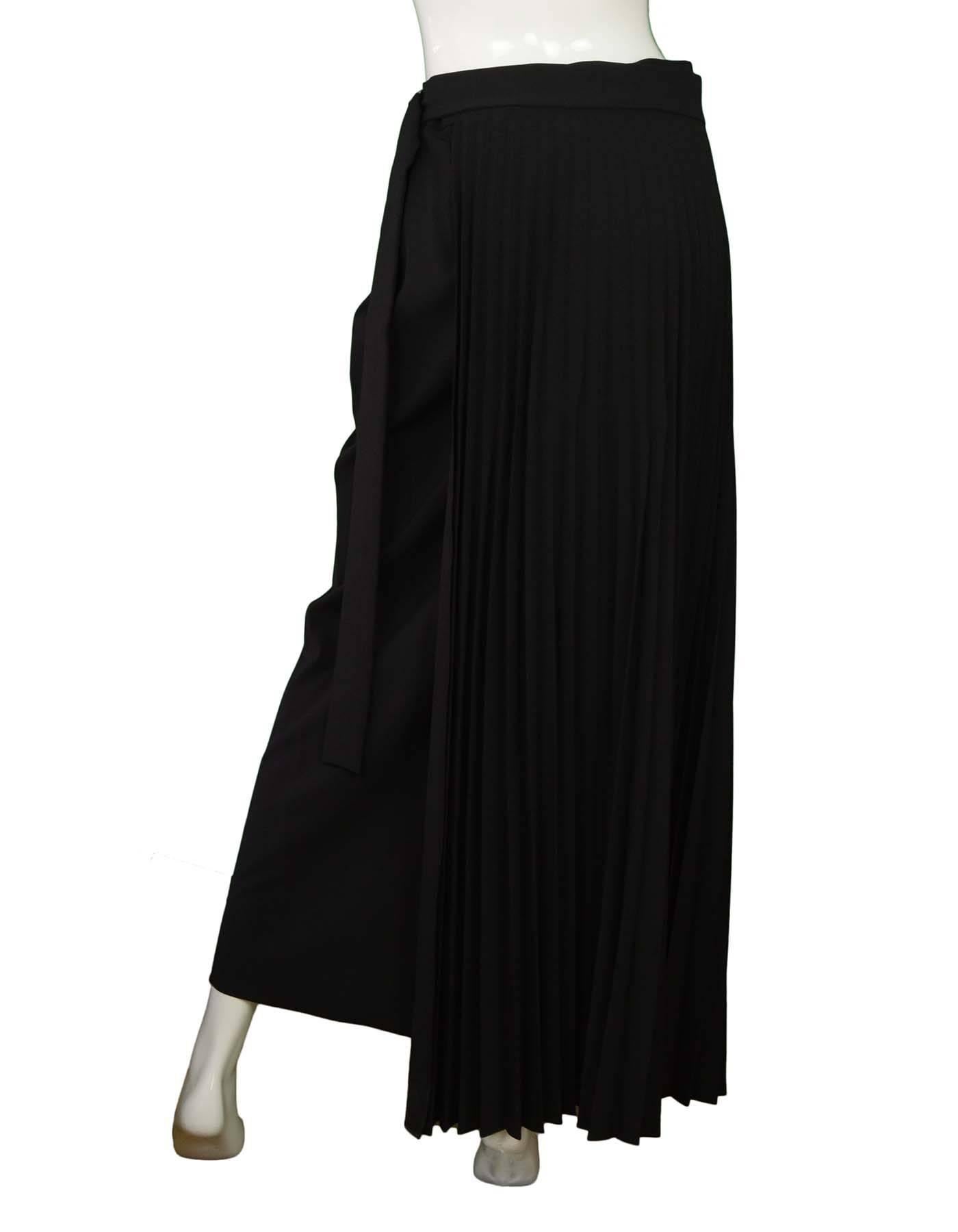 Brunello Cucinelli Black Long Pleated Wrap Skirt sz 6 In Excellent Condition In New York, NY