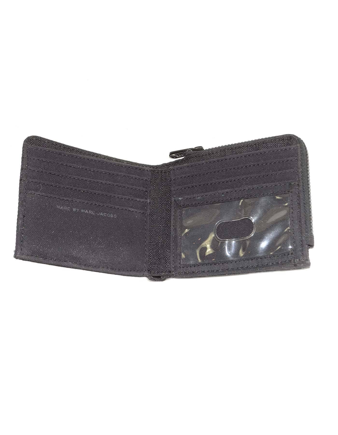 Marc By Marc Jacobs Black Canvas Mens Wallet In Good Condition In New York, NY