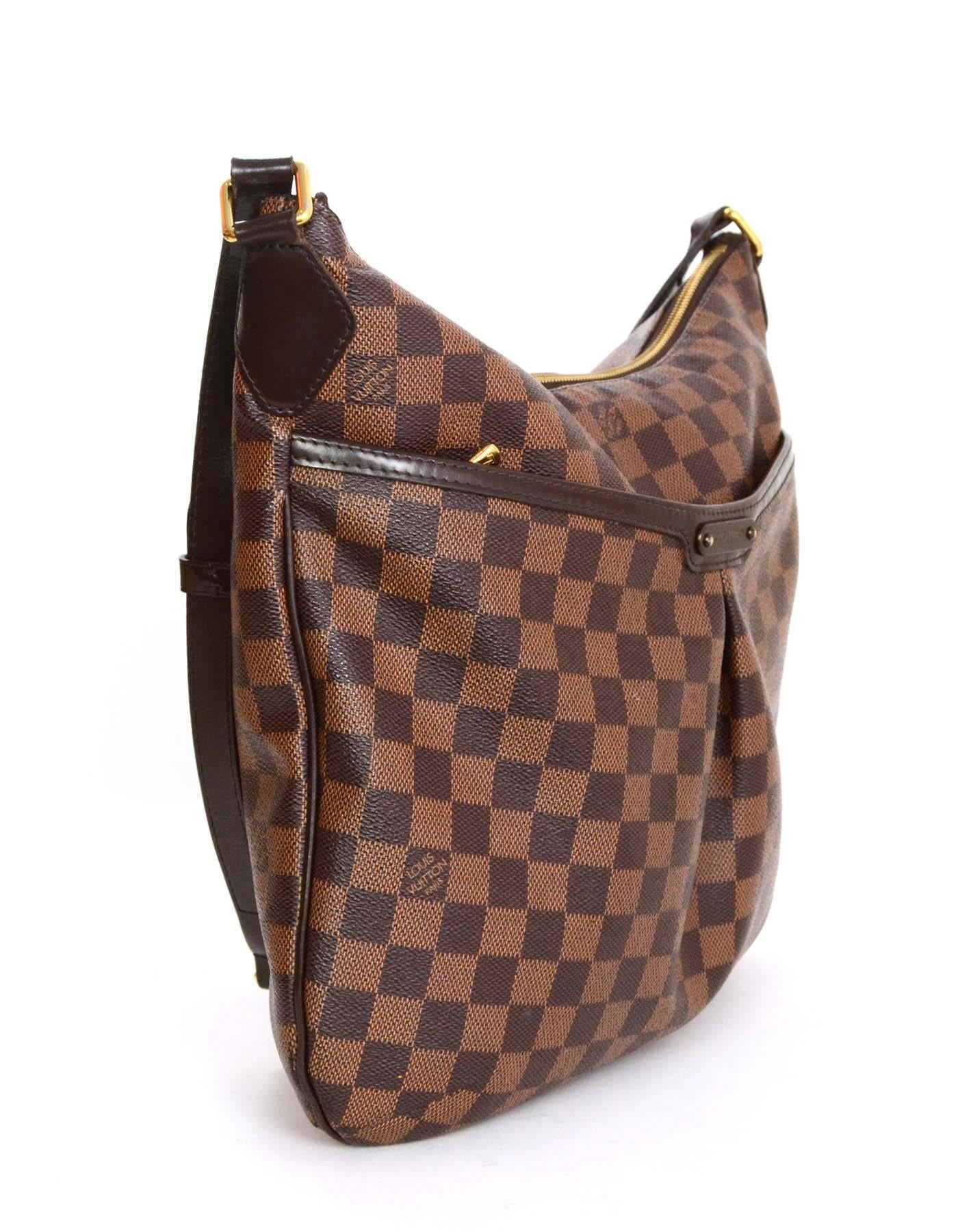 Louis Vuitton Damier Bloomsbury GM Crossbody

Features adjustable shoulder strap and front pleat detail. This size is no longer produced by Louis Vuitton

    Made In: France
    Year of Production: 2011
    Color: Brown
    Hardware: