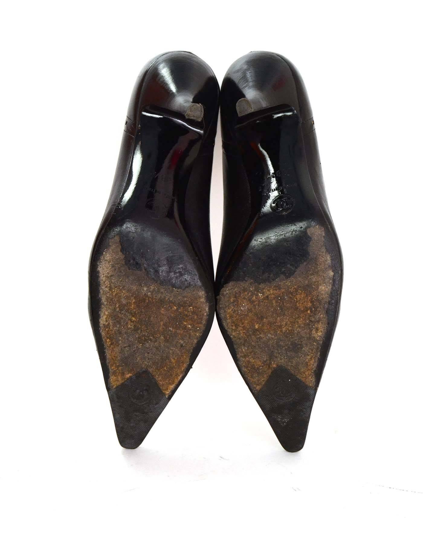 Chanel Perforated Black Pointed Toe Pumps Sz 38.5 3