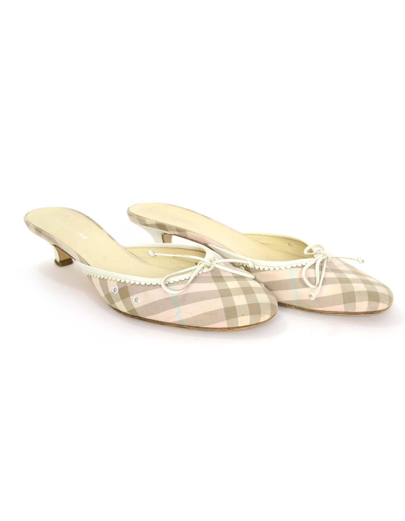 Burberry Beige Nova Plaid Mules Sz 38 In Good Condition In New York, NY