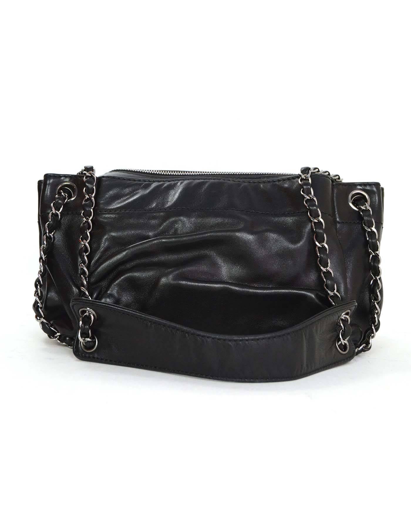 Women's Chanel Black Leather CHANEL Shoulder Bag