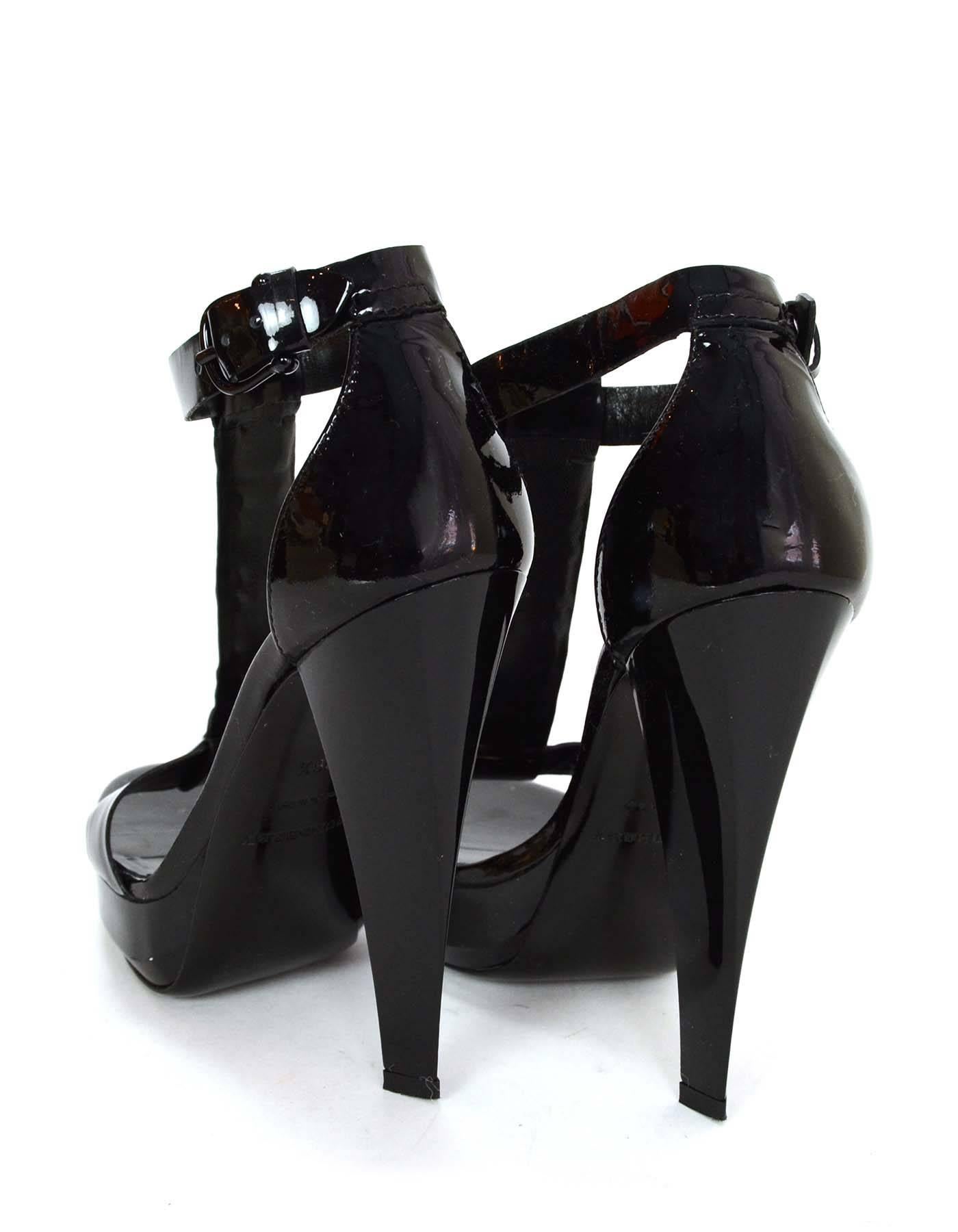 Burberry Black Patent Leather and Nova Plaid Sandals Sz 36.5 rt. $650 1