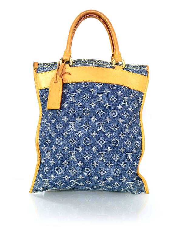 Louis Vuitton Denim Monogram Sac Plat Tote Bag For Sale at 1stDibs