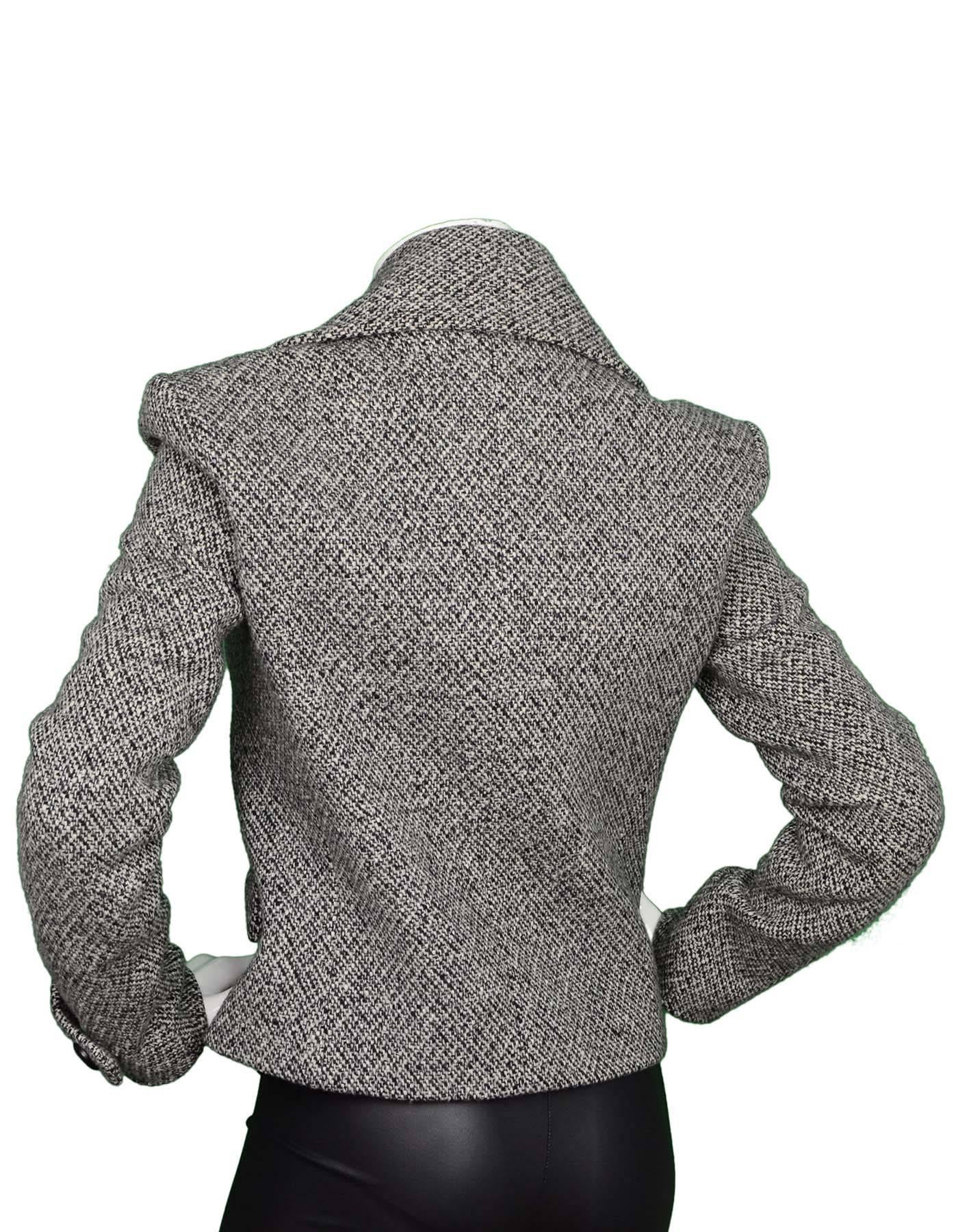 Balenciaga Black and White Tweed Jacket Sz 40 In Excellent Condition In New York, NY