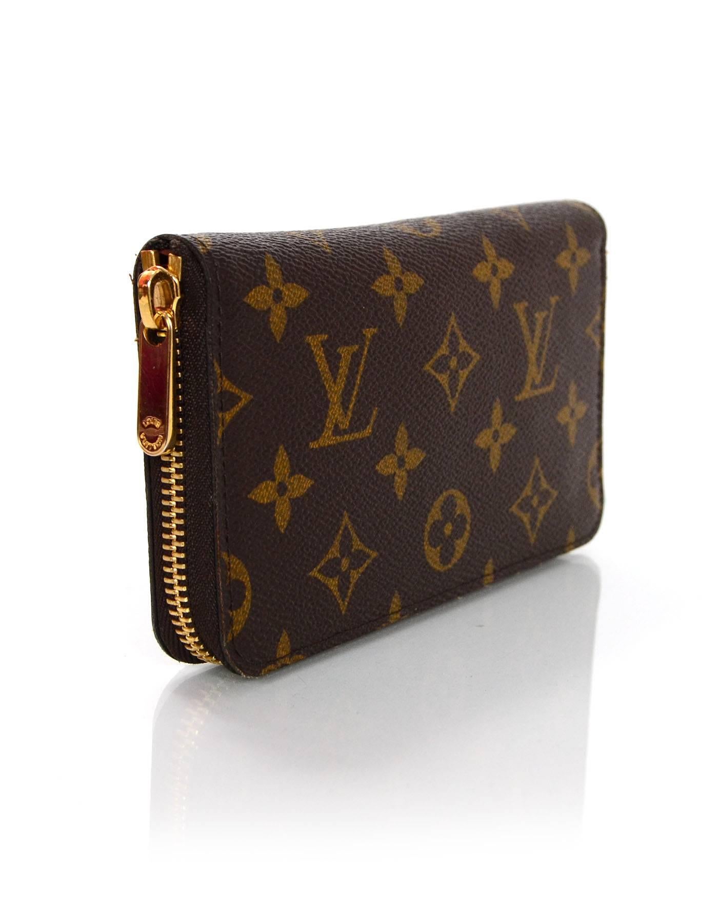 Louis Vuitton Monogram Compact Zippy Wallet

Made In: Spain
Color: Brown
Hardware: Goldtone
Materials: Coated canvas and metal
Year of Production: 2016
Serial Number/Date Code: CI0176
Lining: Brown coated canvas
Closure/Opening: Zip around