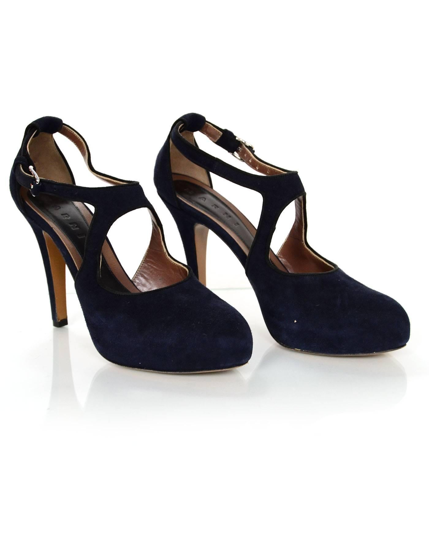 Marni Navy Suede Platform Pumps Sz 38 In Excellent Condition In New York, NY