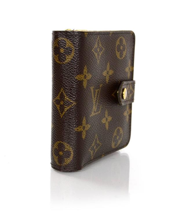 Louis Vuitton Monogram Compact Wallet For Sale at 1stdibs