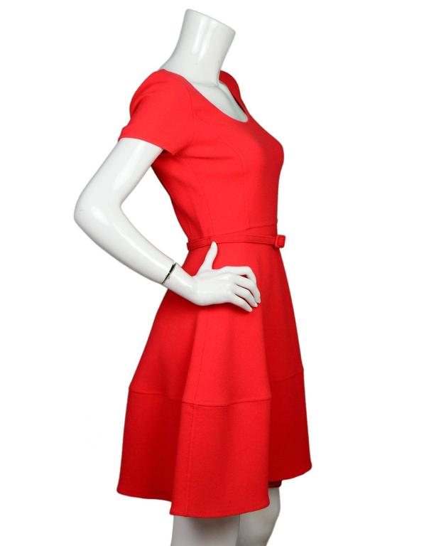 Oscar De La Renta Red Wool Short Sleeve Dress sz US4 For Sale at 1stDibs