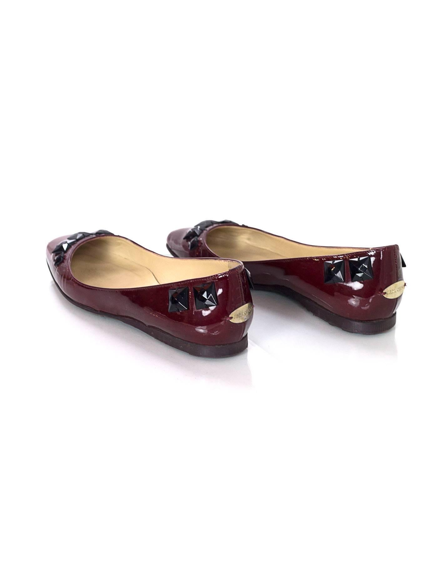 Jimmy Choo Burgundy Patent Leather Flats With Studs Sz 37.5 In Good Condition In New York, NY