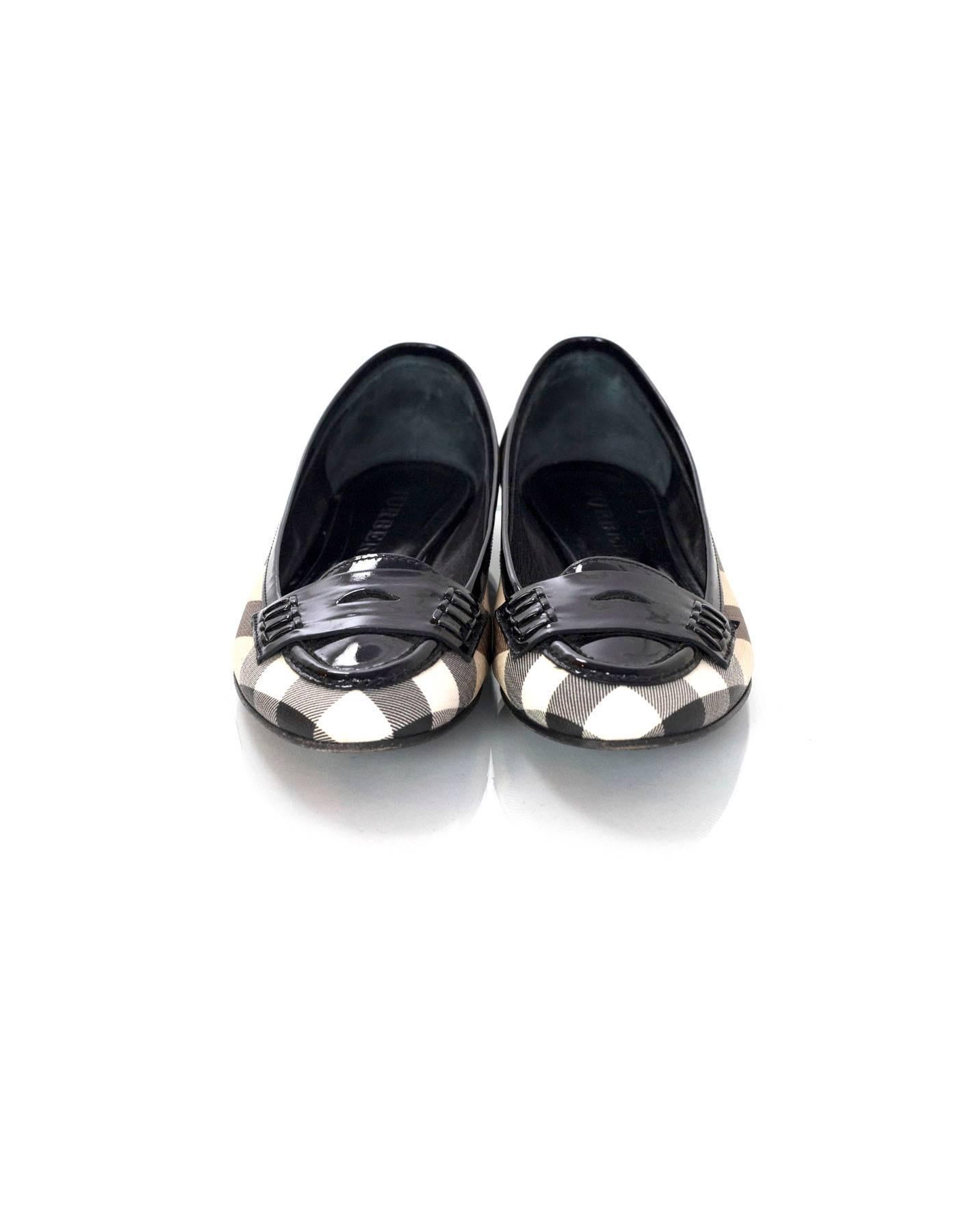 Burberry Nova Plaid Ballet Loafer Shoes Sz 37 In Excellent Condition In New York, NY