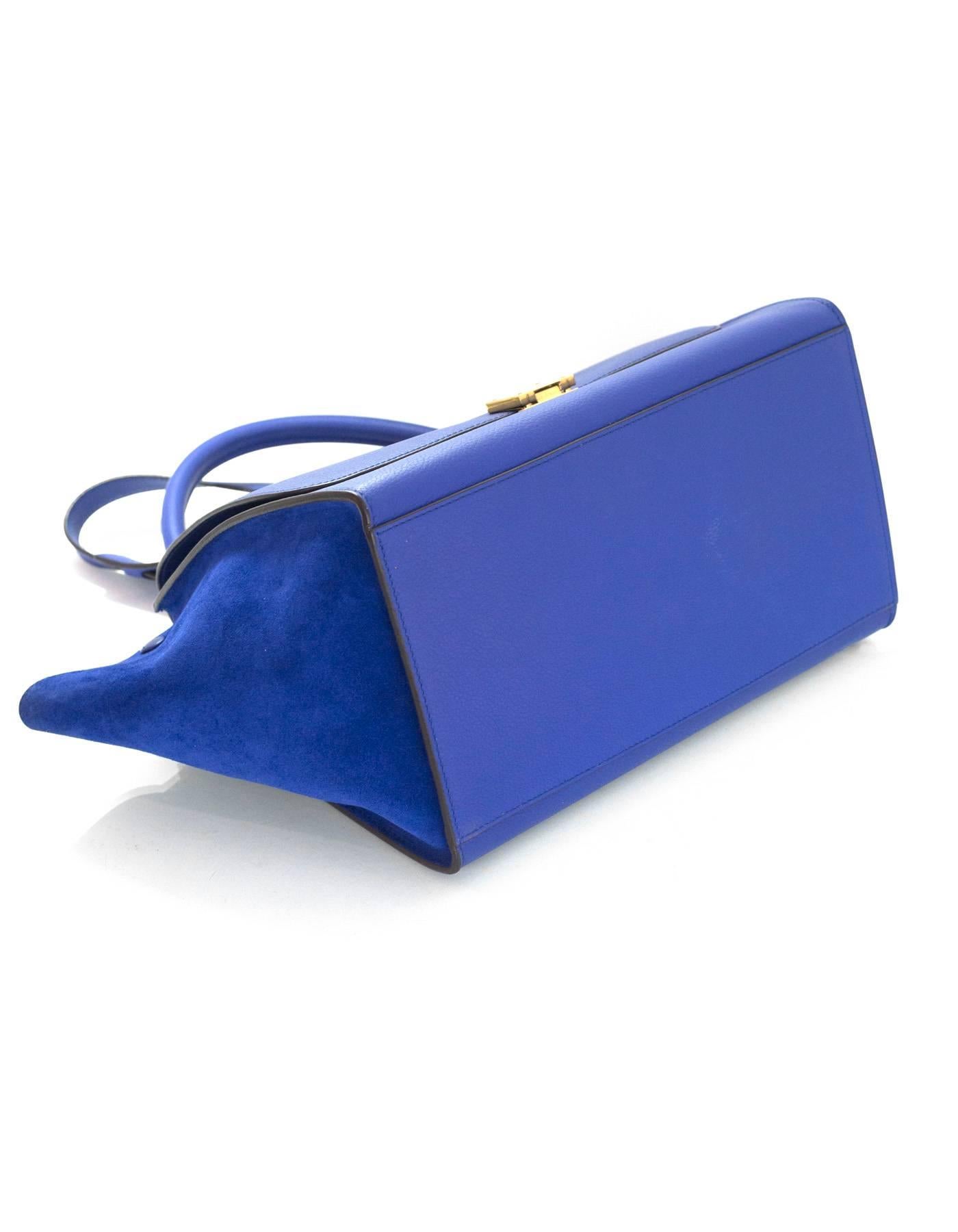 Celine Indigo Blue Suede/Leather Medium Trapeze Bag w/ Strap rt. $2, 950 In Excellent Condition In New York, NY