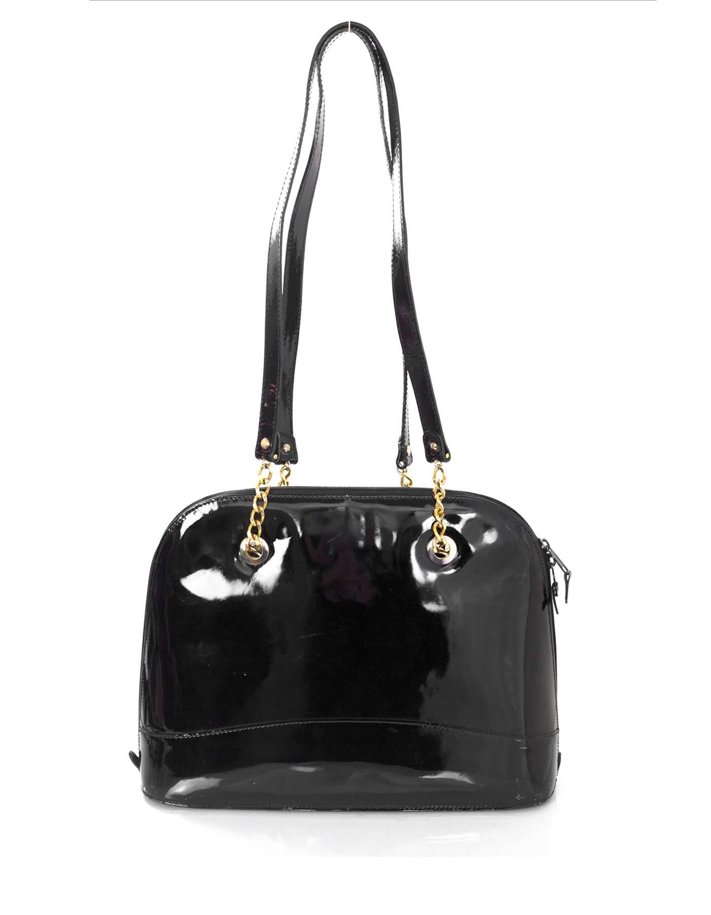 Bally Black Patent Leather Shoulder Bag In Good Condition In New York, NY