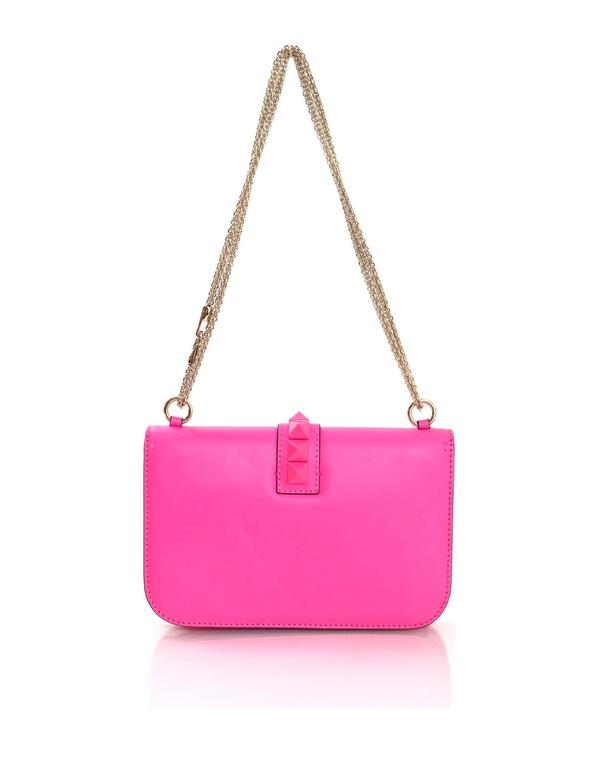 Valentino Pink and Cream Leather Rocklock Medium Rockstud Flap Bag rt. $2,295 For Sale at 1stdibs