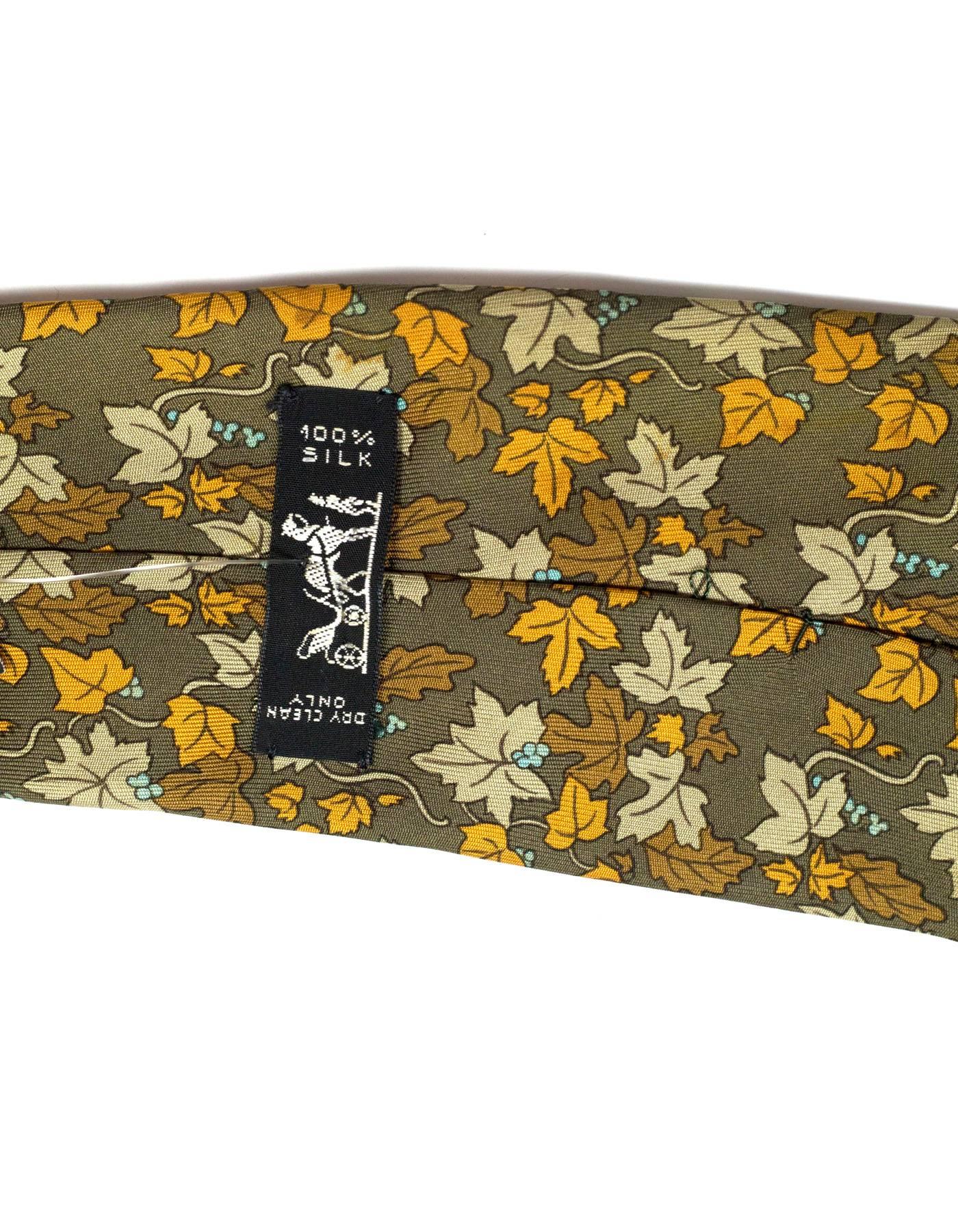 Hermes Olive Autumn Leaves Printed Silk Tie In Excellent Condition In New York, NY