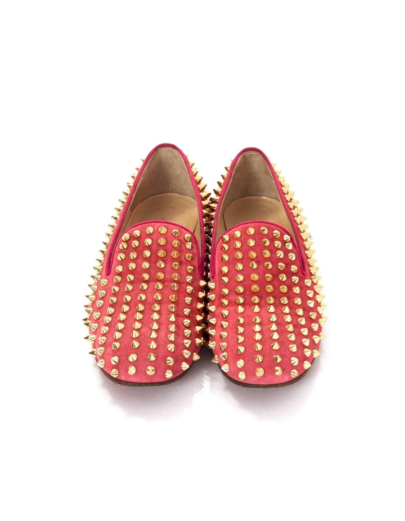Christian Louboutin Coral Suede and Goldtone Rolling Spike Loafers sz 37.5 In Excellent Condition In New York, NY