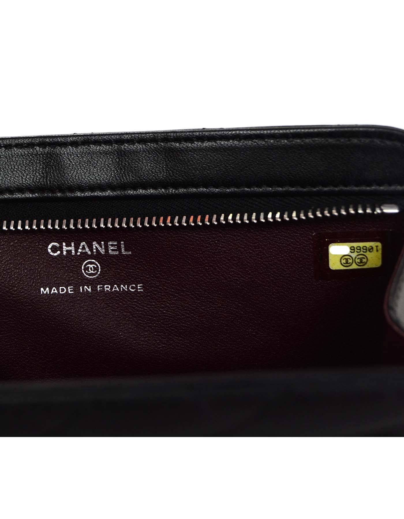 Chanel Black Lambskin Leather Quilted Cosmetic Bag/Clutch w/ Leather Lining In Excellent Condition In New York, NY