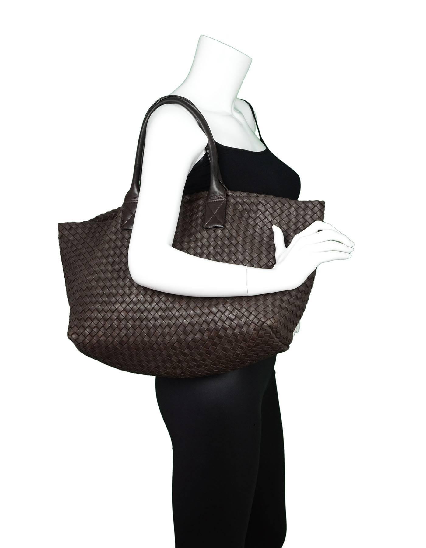 Bottega Veneta Brown Hand Woven Leather Medium Cabat Tote Bag rt. $6, 100 4