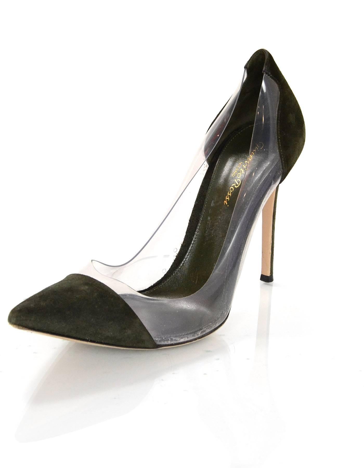 Gianvito Rossi Olive Green Suede and PVC Pumps Sz 41

Made In: Italy
Materials: Suede, PVC
Closure/Opening: Slide on
Retail Price: $795 + tax
Sole Stamp: Gianvito Rossi Paris Made In Italy 41
Overall Condition: Good pre-owned condition - wear at