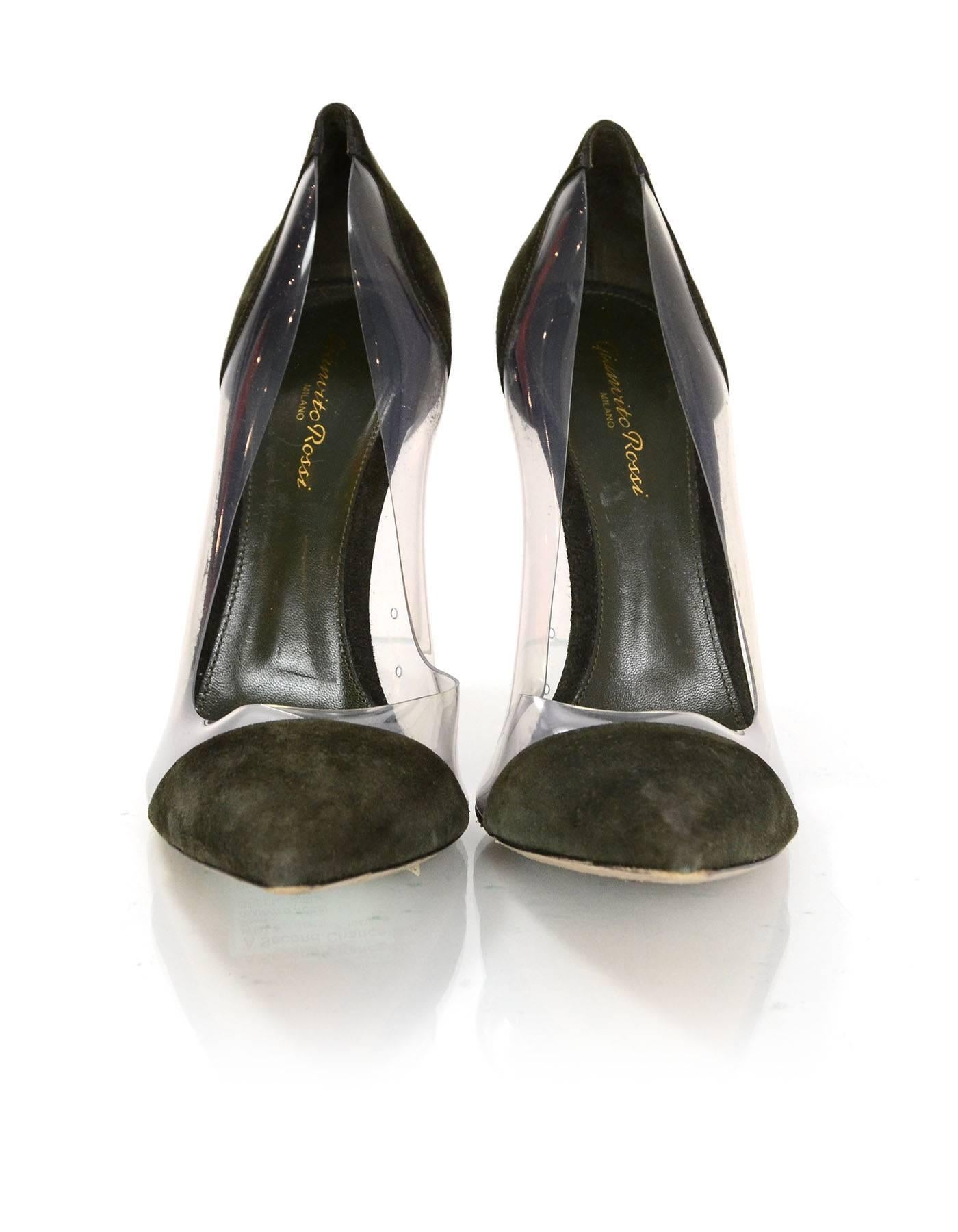 Gianvito Rossi Olive Green Velvet and PVC Pumps Sz 41 In Good Condition In New York, NY