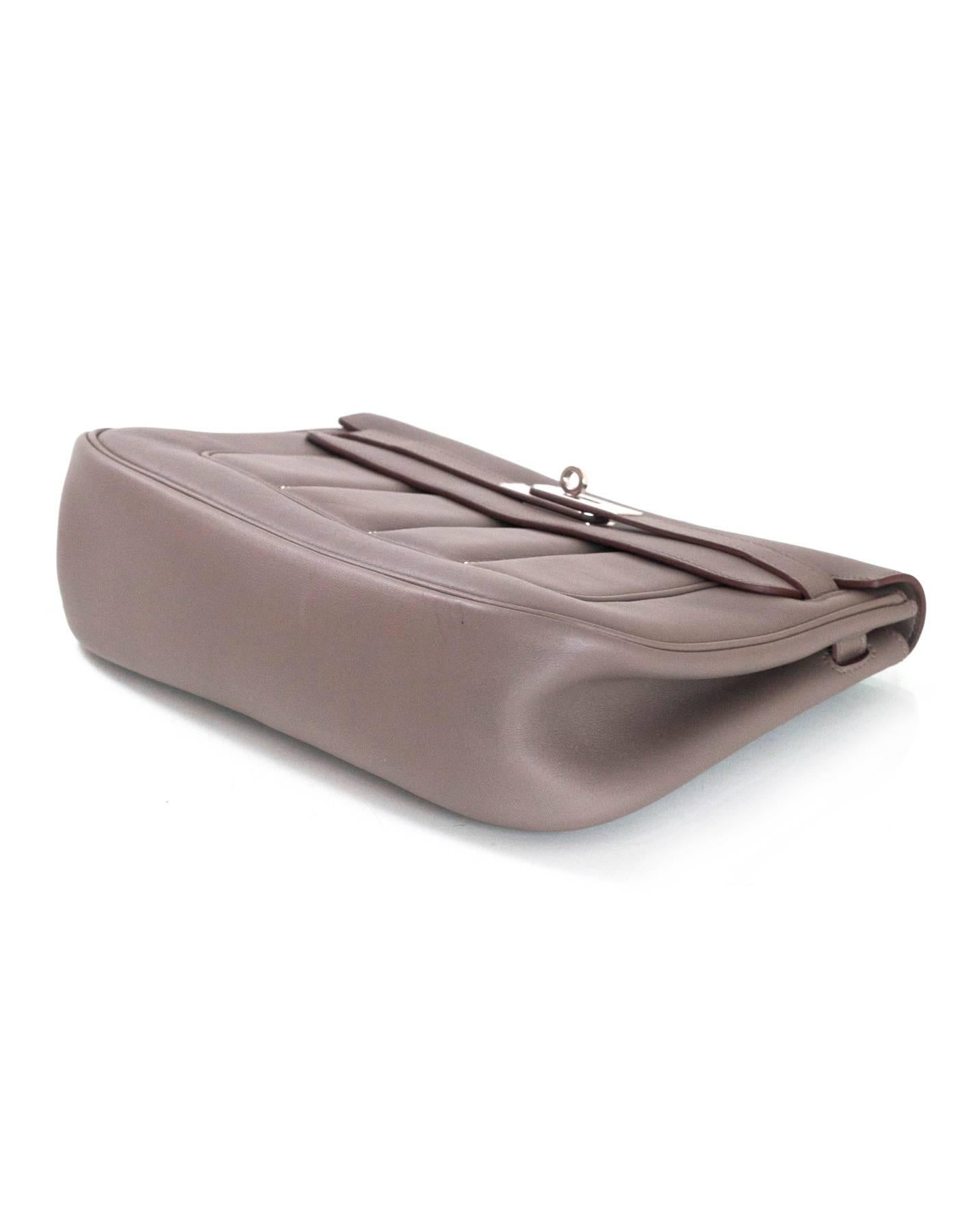 Women's Hermes Grey Swift Leather Berline 28 Shoulder Bag PHW rt. $8, 250
