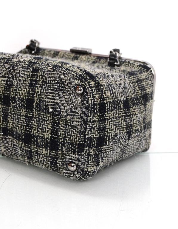 Chanel Paris/ New York Tweed Box Bag For Sale at 1stdibs
