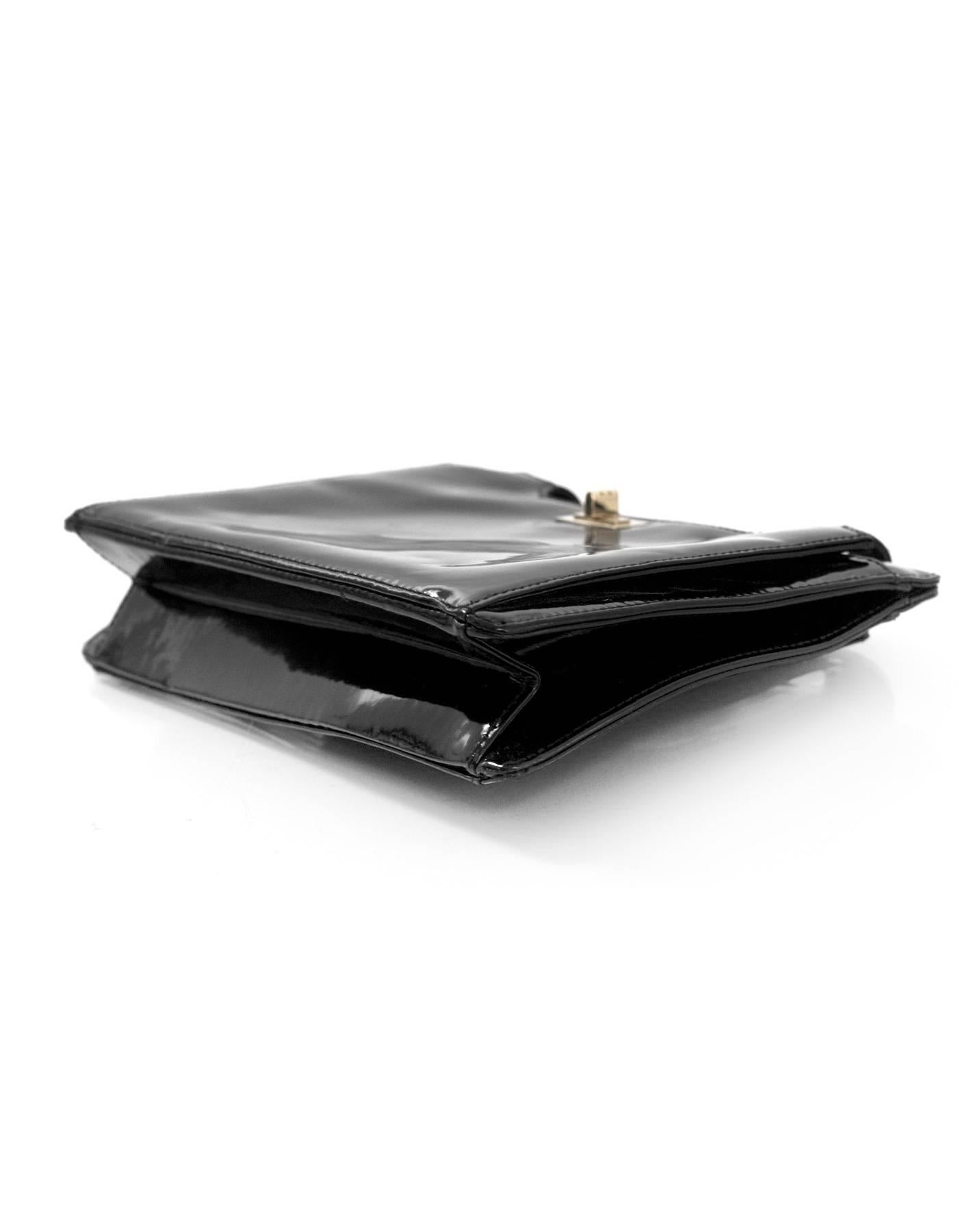 Women's Chanel '90s Vintage Black Patent Leather 2.55 Bag GHW