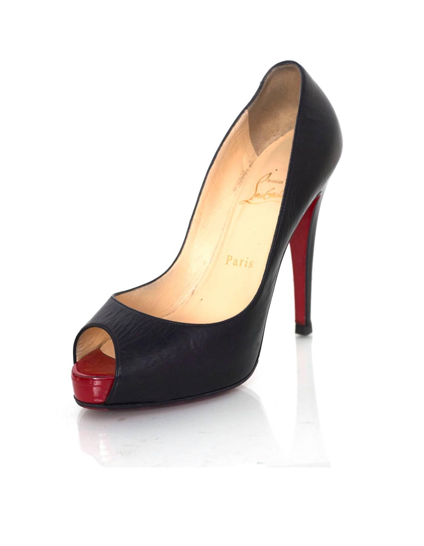 Christian Louboutin Black Very Prive 120 Pumps Sz 37
Features peep toe and hidden platform

Made In: Italy
Color: Black, red
Materials: Leather
Closure/Opening: Slide on
Sole Stamp: Christian Louboutin Made in Italy 37
Retail Price: $795 +