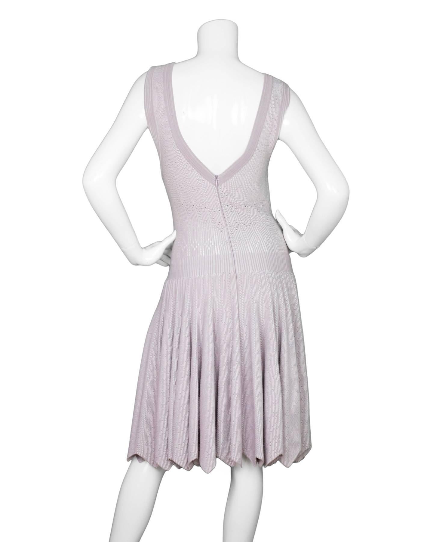 Alaia Mauve Ausgestelltes Kleid mit Lochmuster Gr. FR42 (Grau) im Angebot