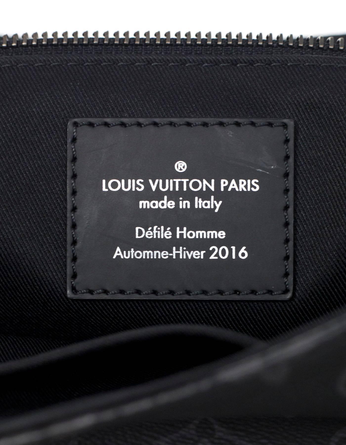 Women's or Men's Louis Vuitton Black Monogram Messenger PM Voyager Bag
